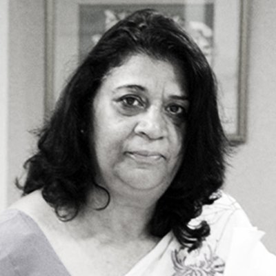  Dr. Deepali Kapoor